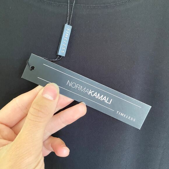 NWT Norma Kamali Timeless Crew Neck Short Sleeve Swing Dress in Black Small - Picture 3 of 6